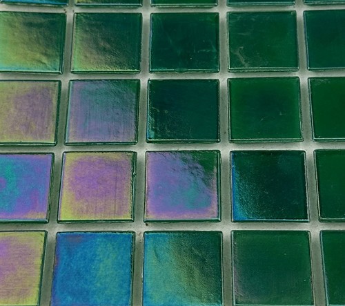 Iridescent 20mm mosaic - iridescent,